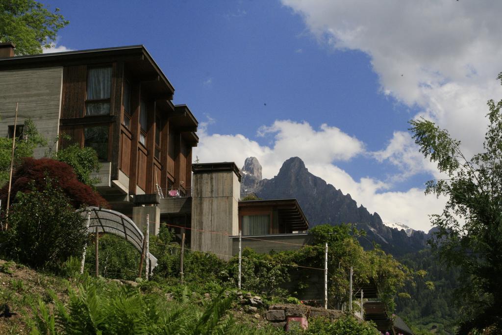 Minavill La Casa Sulle Dolomiti Bed & Breakfast Fiera Di Primiero Bagian luar foto