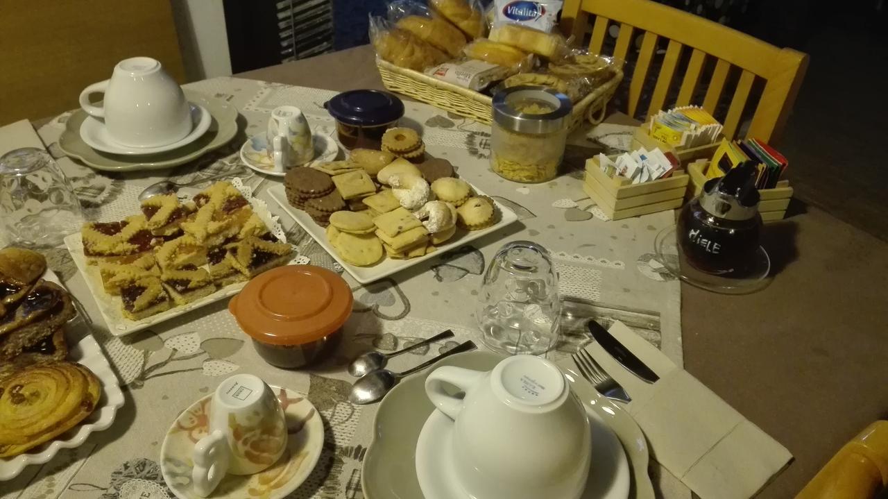 Minavill La Casa Sulle Dolomiti Bed & Breakfast Fiera Di Primiero Bagian luar foto