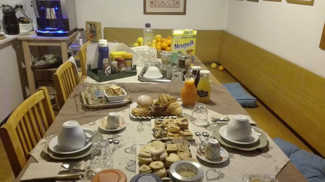 Minavill La Casa Sulle Dolomiti Bed & Breakfast Fiera Di Primiero Bagian luar foto